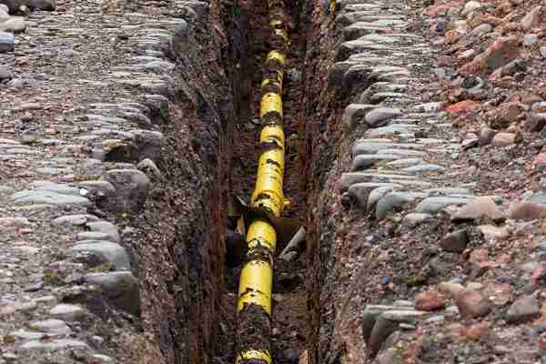 Potholing near gas lines with Rapid Vac Trucks Gold Coast hydrovac truck.